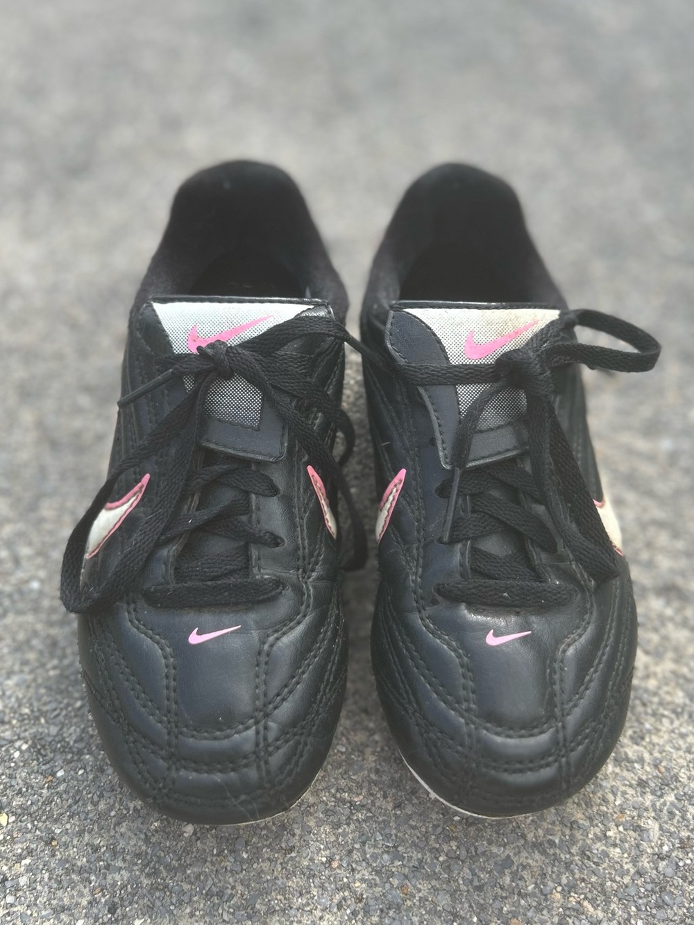 Nike Kids Premier II FG Soccer Cleats Black & Pink Size 11.5C